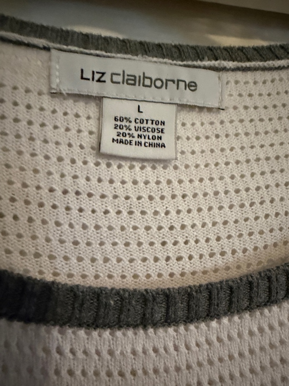 Liz Claiborne Thin Sweater Top - Picture 3 of 4